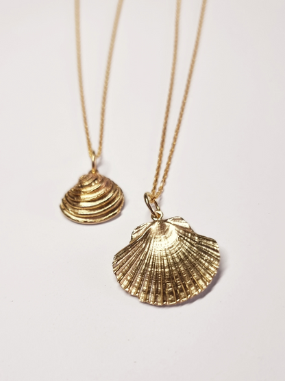 Fan Shell Pendant Yellow Gold