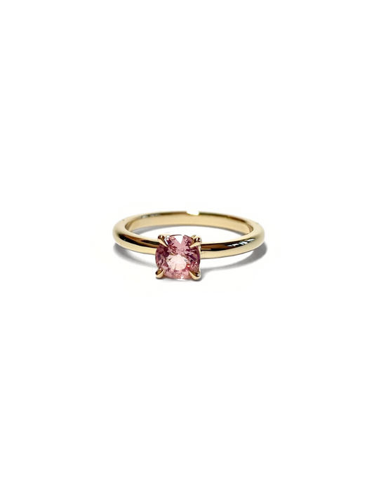 Rose Spinel Yellow Gold Solitaire Ring