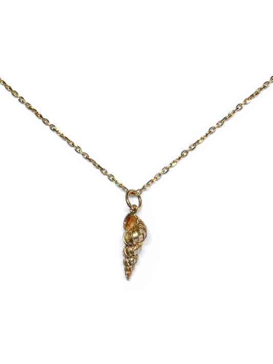 Twist Shell Yellow Gold Pendant